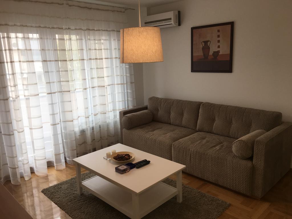Apartment Triton Belgrade Luaran gambar