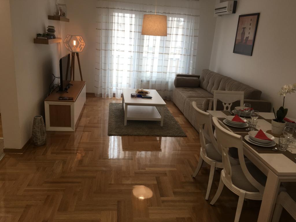Apartment Triton Belgrade Luaran gambar